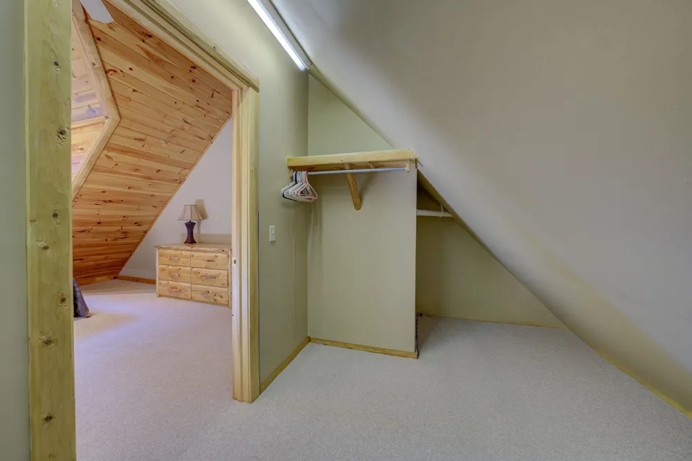 15495 E Pettengill Road Kasson Township, MI 49630
