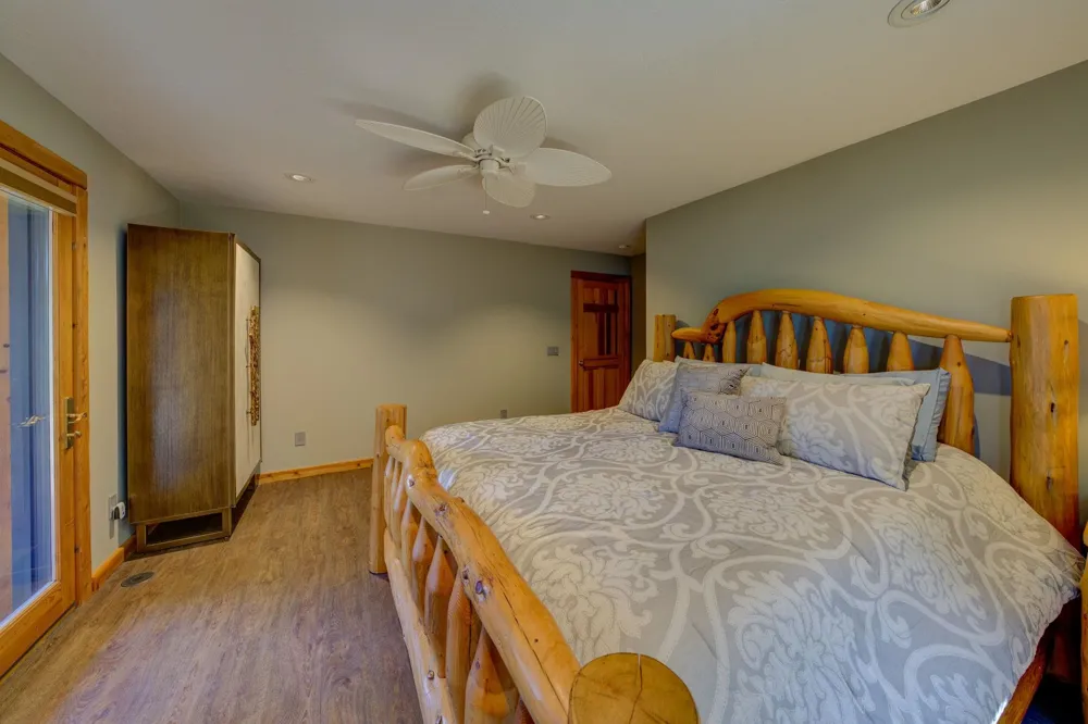 15495 E Pettengill Road Kasson Township, MI 49630