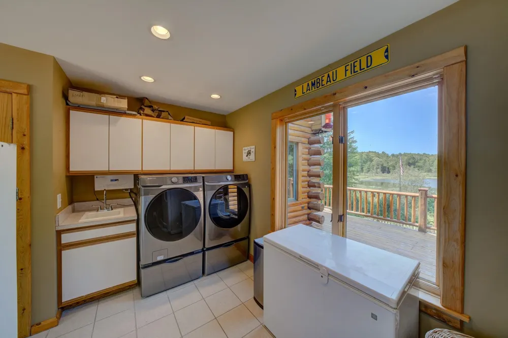 15495 E Pettengill Road Kasson Township, MI 49630