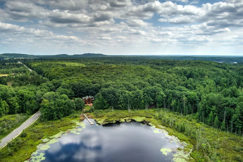 15495 E Pettengill Road Kasson Township, MI 49630