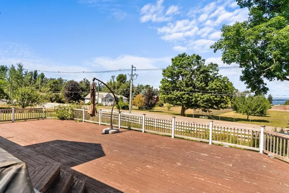 2035 W Sheridan Road Resort Township, MI 49770