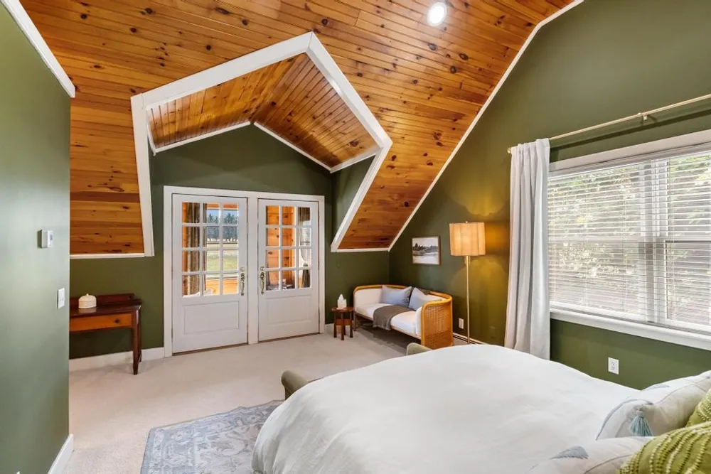 2035 W Sheridan Road Resort Township, MI 49770