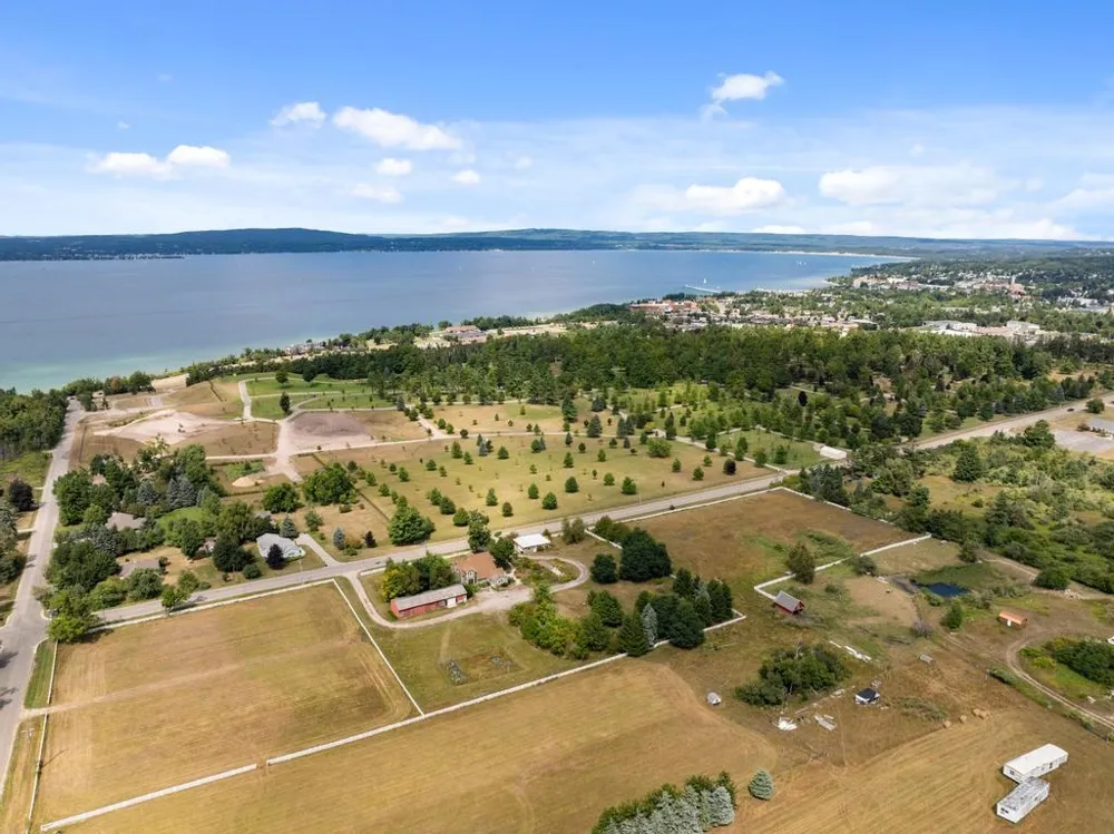 2035 W Sheridan Road Resort Township, MI 49770