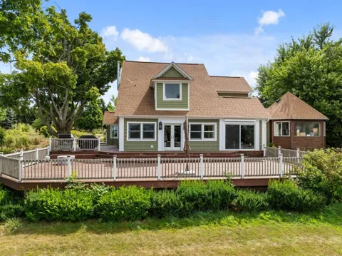 2035 W Sheridan Road