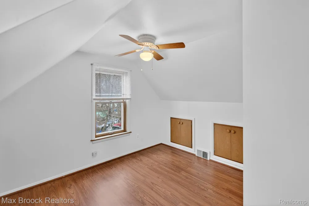 9024 MANDON ROAD White Lake Charter Township, MI 48386