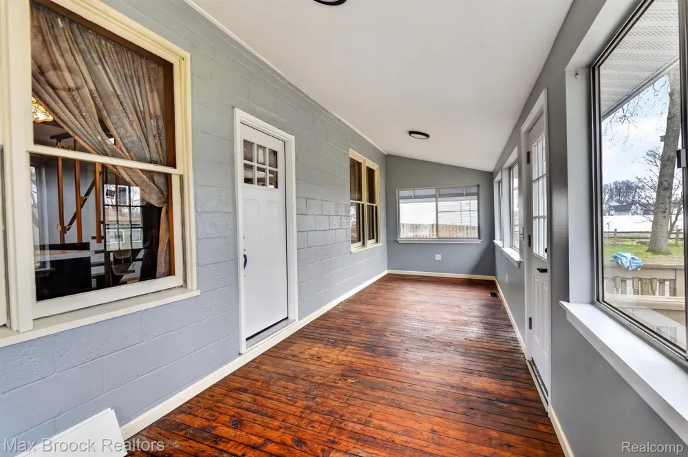 9024 MANDON ROAD White Lake Charter Township, MI 48386