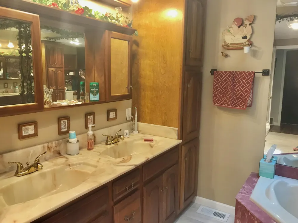 16218 East Lake Drive White Pigeon Township, MI 49099
