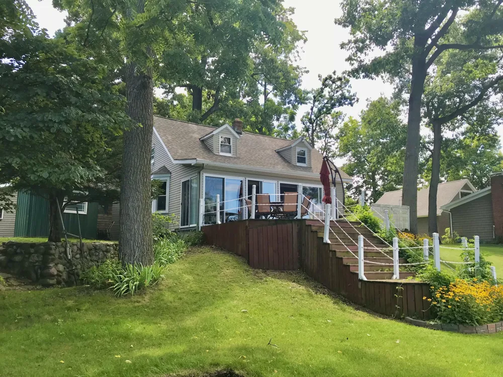 16218 East Lake Drive White Pigeon Township, MI 49099