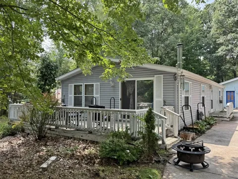 3140 Lake Of The Pines Drive
