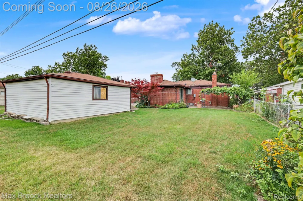 5953 Rockland Court Dearborn Heights City, MI 48127