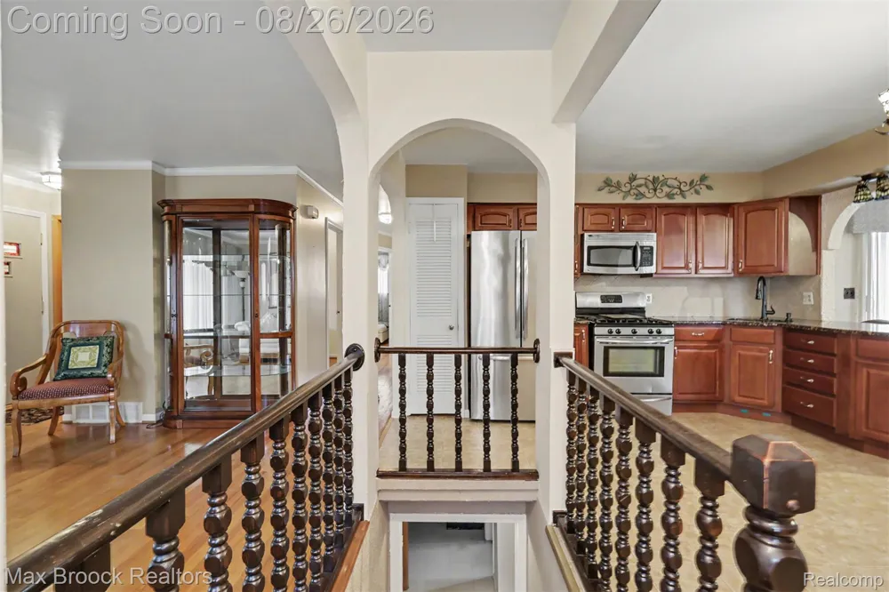 5953 Rockland Court Dearborn Heights City, MI 48127