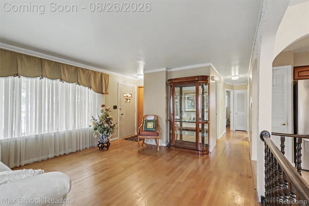 5953 Rockland Court Dearborn Heights City, MI 48127