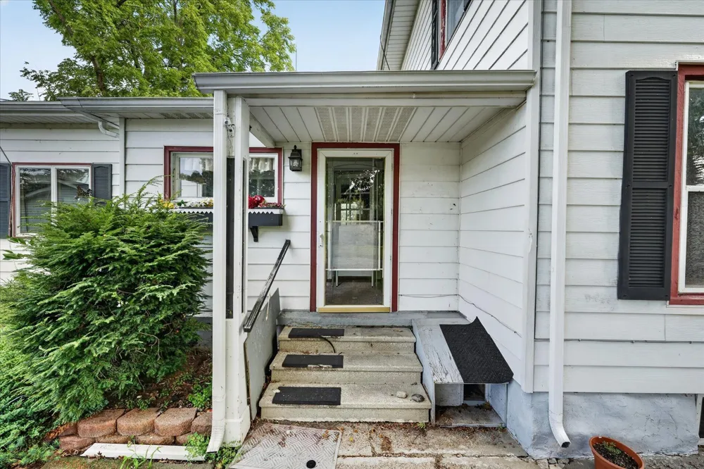 18541 26 1/2 Mile Road Clarence Township, MI 49224