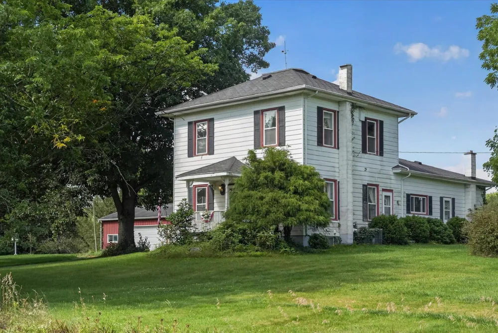 18541 26 1/2 Mile Road Clarence Township, MI 49224