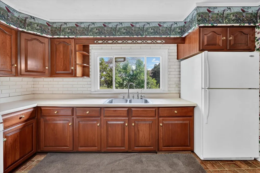 18541 26 1/2 Mile Road Clarence Township, MI 49224