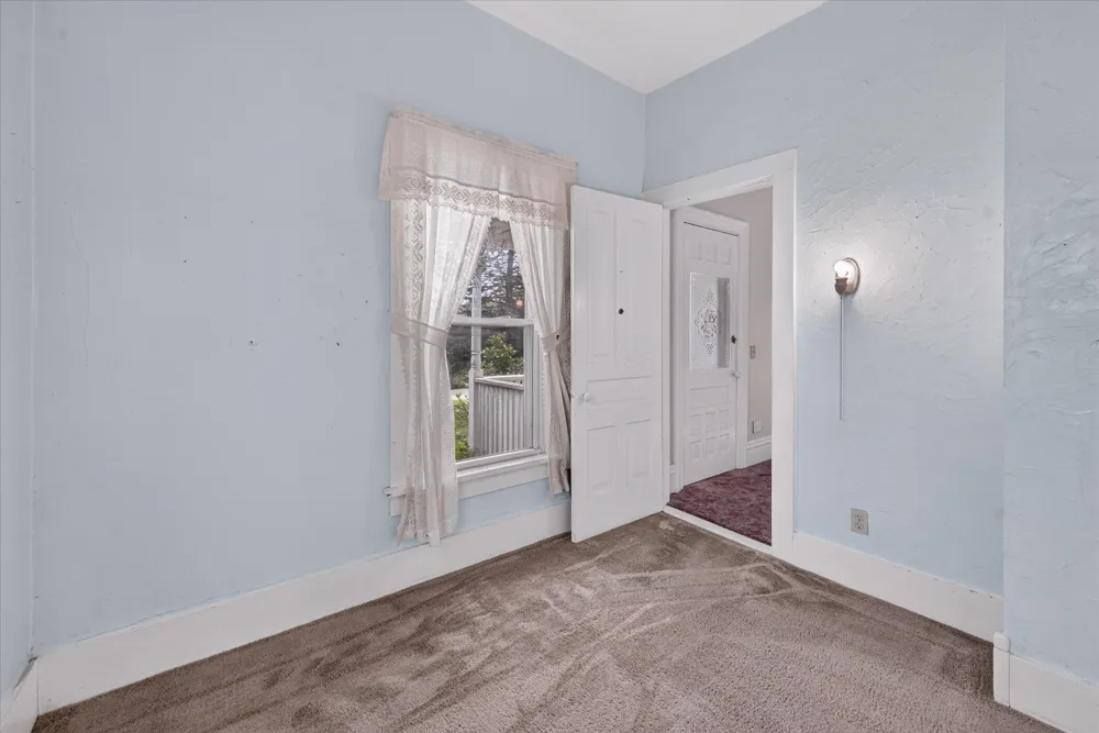 18541 26 1/2 Mile Road Clarence Township, MI 49224