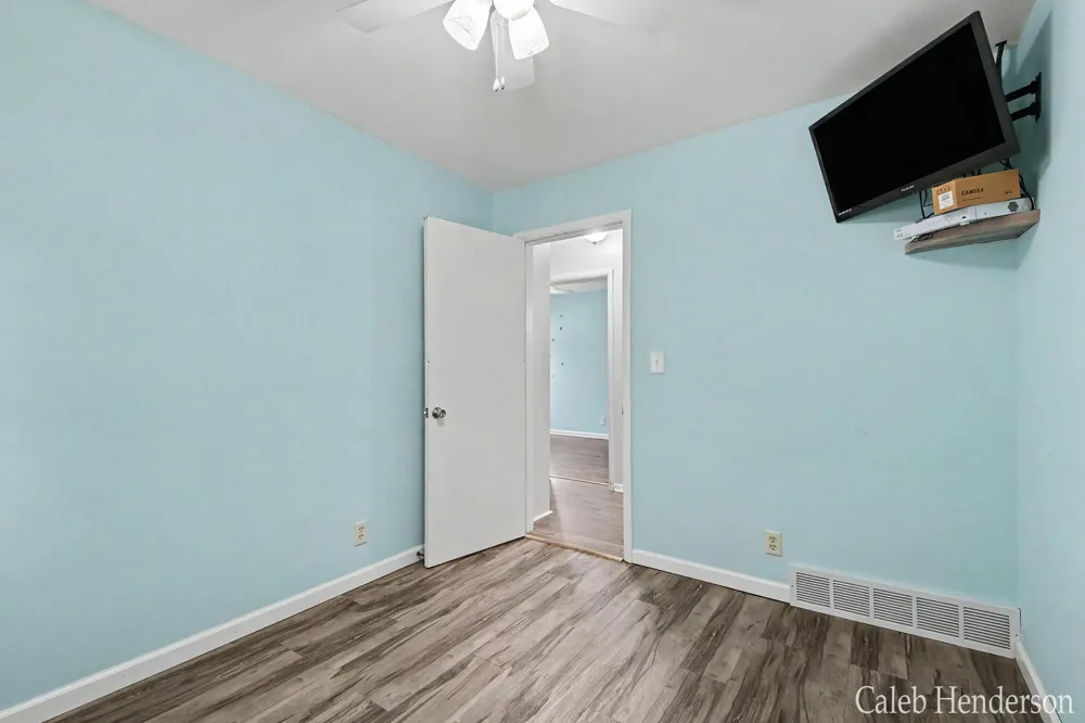 2712 Byron Center Avenue SW Wyoming City, MI 49519
