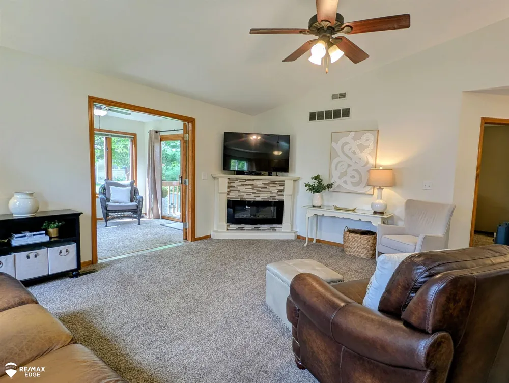 9292 Monica Drive Davison City, MI 48423