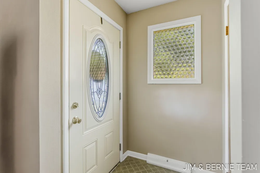 345 Harp Street SE Kentwood City, MI 49548