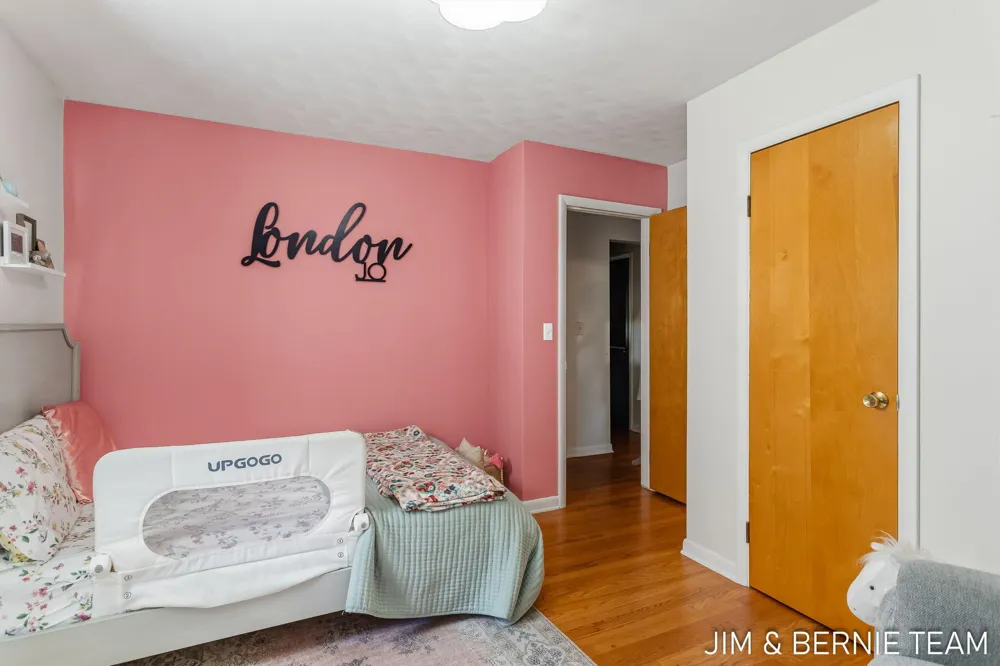 345 Harp Street SE Kentwood City, MI 49548