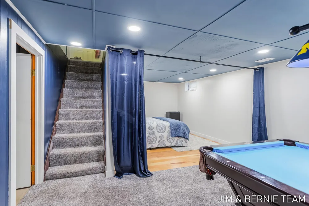 345 Harp Street SE Kentwood City, MI 49548
