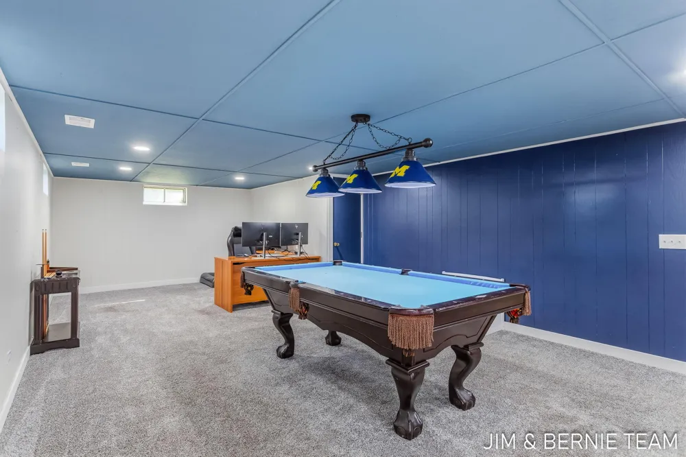 345 Harp Street SE Kentwood City, MI 49548