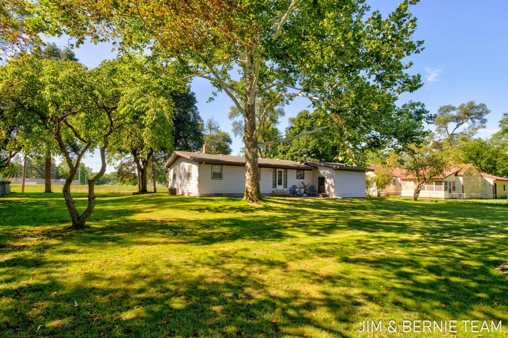 345 Harp Street SE Kentwood City, MI 49548