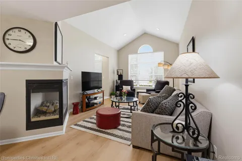 35104 Emma Circle