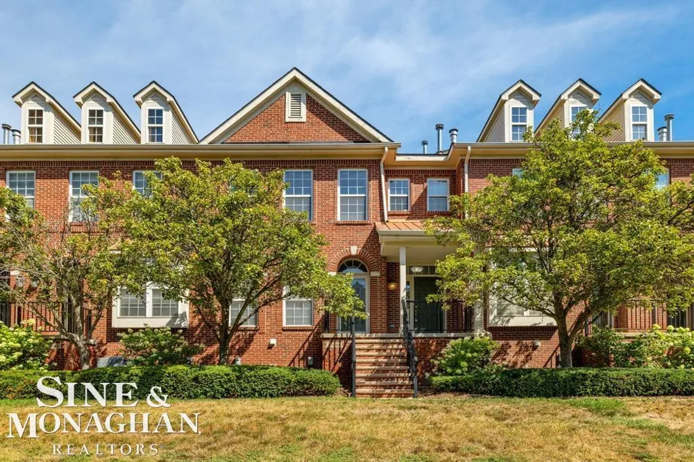 25480 Saint James Street Southfield Township, MI 48075