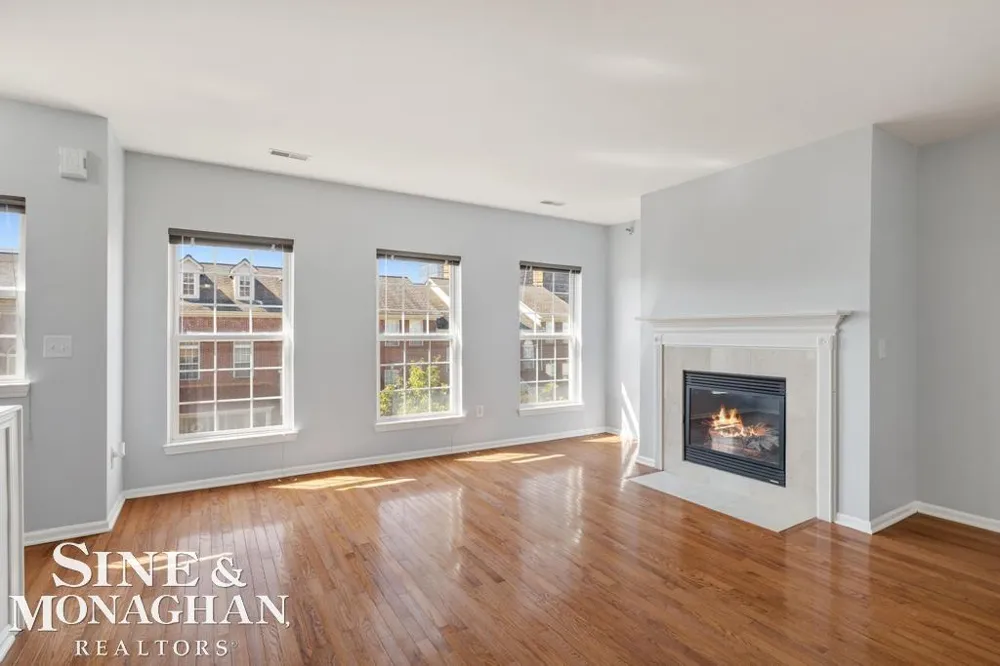 25480 Saint James Street Southfield Township, MI 48075