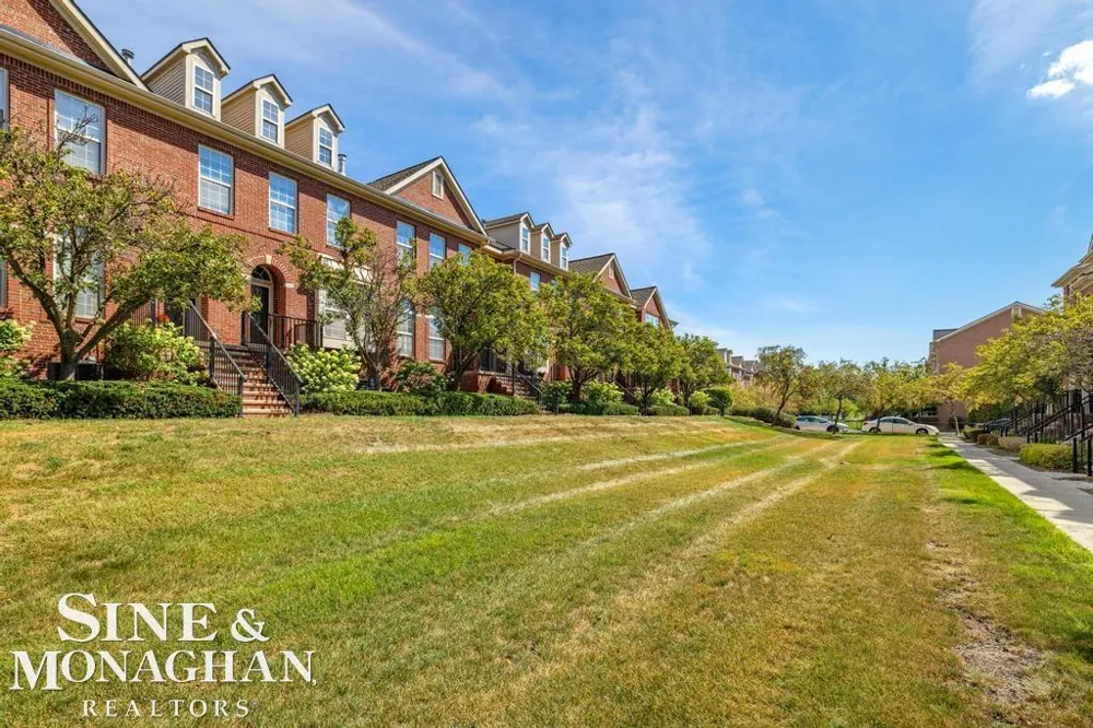 25480 Saint James Street Southfield Township, MI 48075