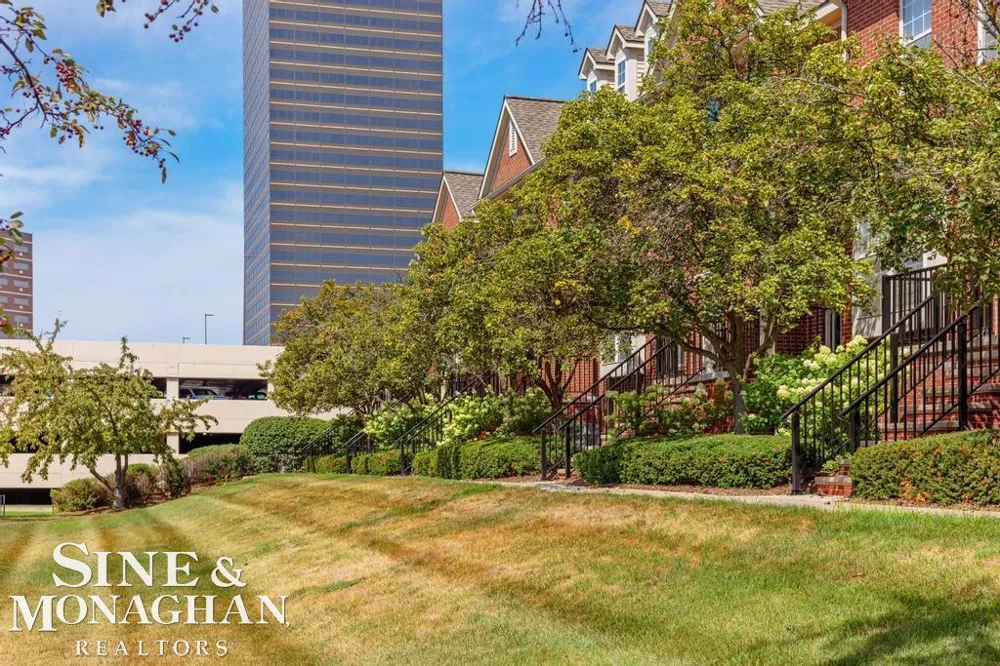 25480 Saint James Street Southfield Township, MI 48075