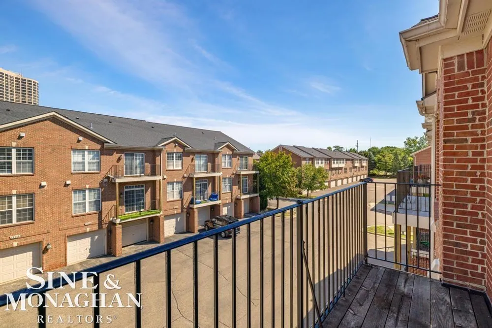 25480 Saint James Street Southfield Township, MI 48075
