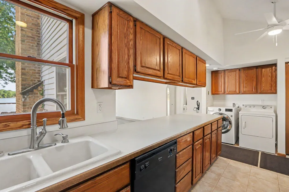 4621 S Long Lake Drive Portage City, MI 49002