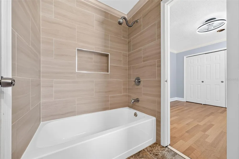 943 FAIRWAY DRIVE Winter Park, FL 32792