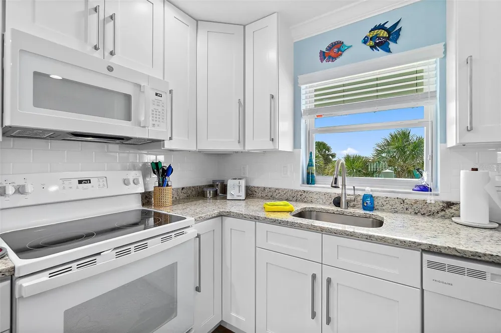 300 S CENTRAL AVENUE #203 Flagler Beach, FL 32136