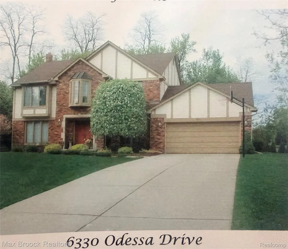 6330 Odessa Drive West Bloomfield Charter Township, MI 48324