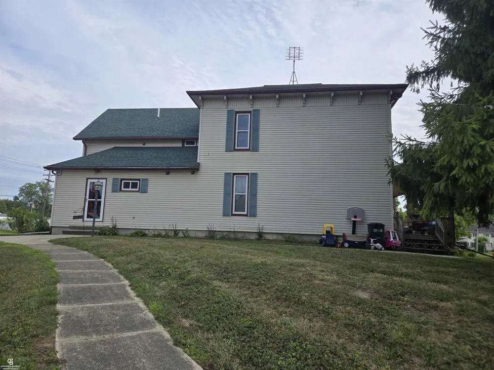 8260 Brockway Road Brockway Township, MI 48097