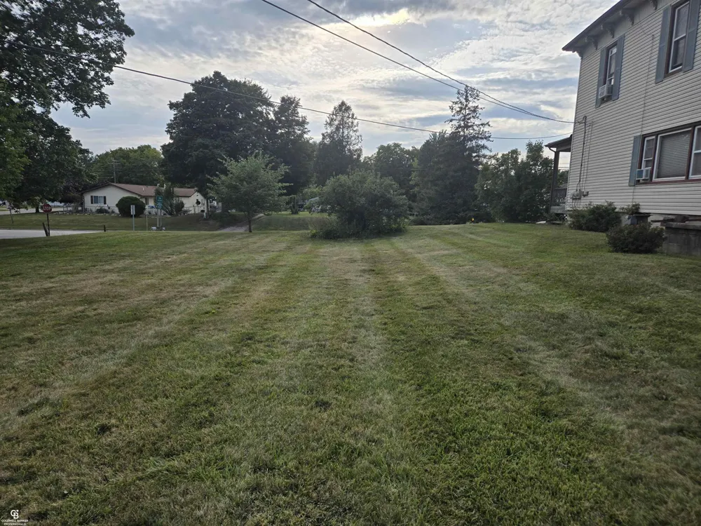 8260 Brockway Road Brockway Township, MI 48097