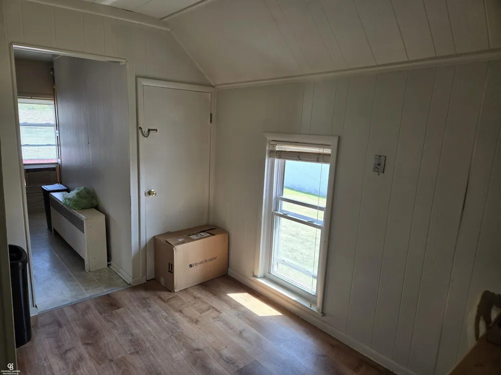 8260 Brockway Road Brockway Township, MI 48097
