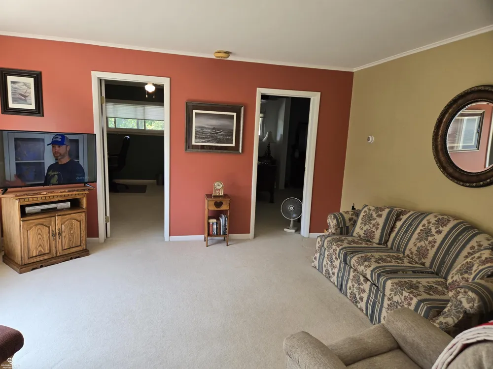 8260 Brockway Road Brockway Township, MI 48097