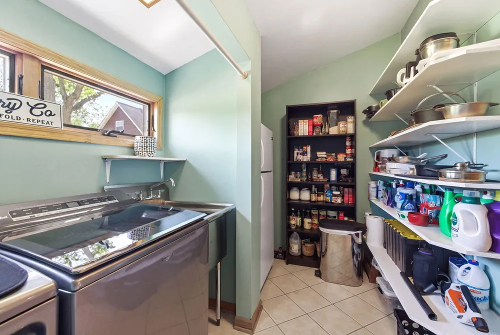 7780 W East Road Chikaming Township, MI 49116