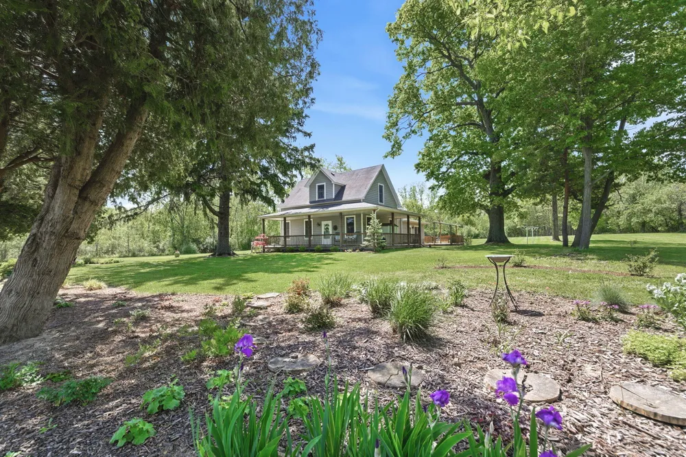 7780 W East Road Chikaming Township, MI 49116