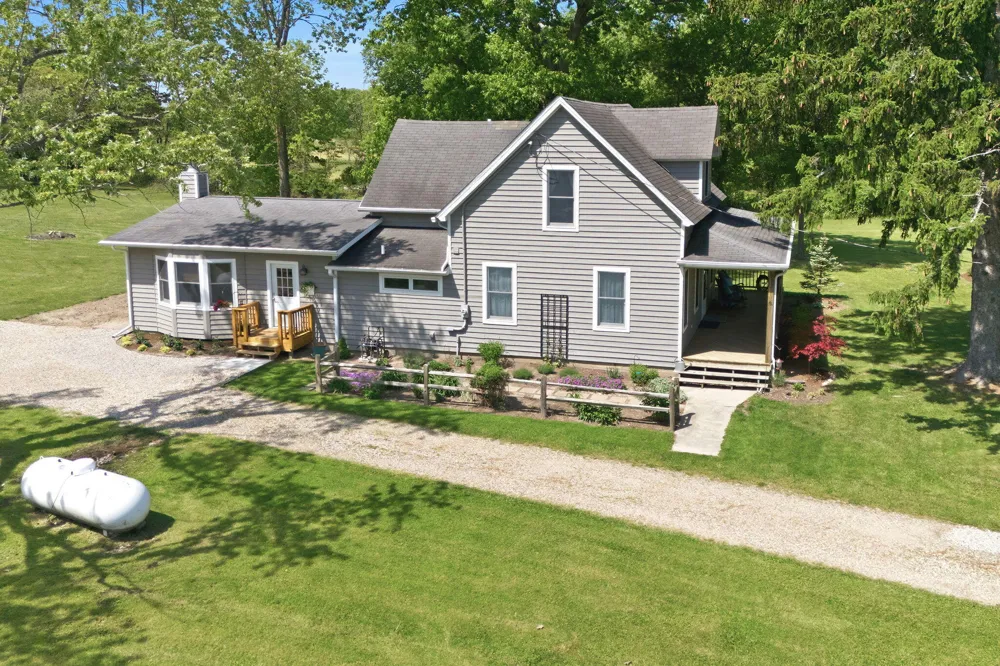 7780 W East Road Chikaming Township, MI 49116