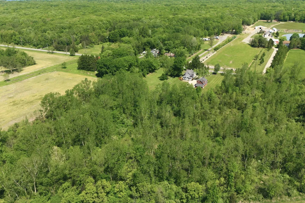 7780 W East Road Chikaming Township, MI 49116