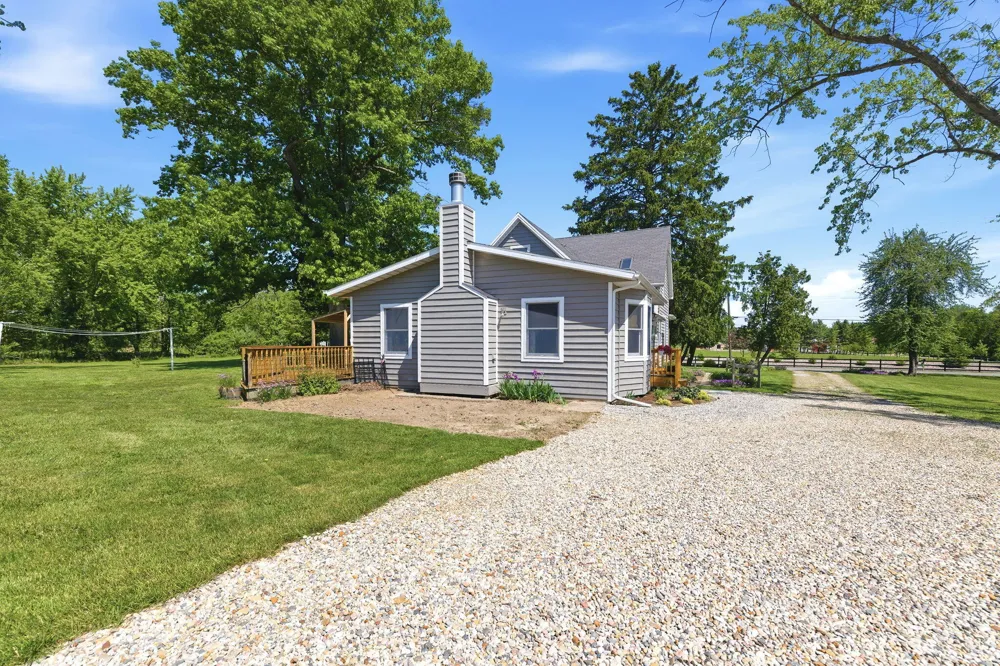 7780 W East Road Chikaming Township, MI 49116