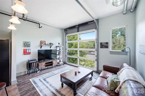 1611 Central Avenue #400
