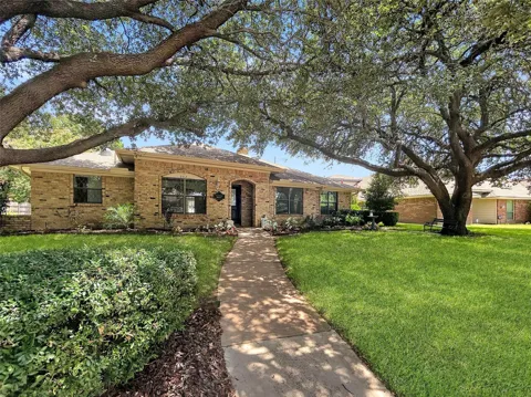2312 Bush Circle