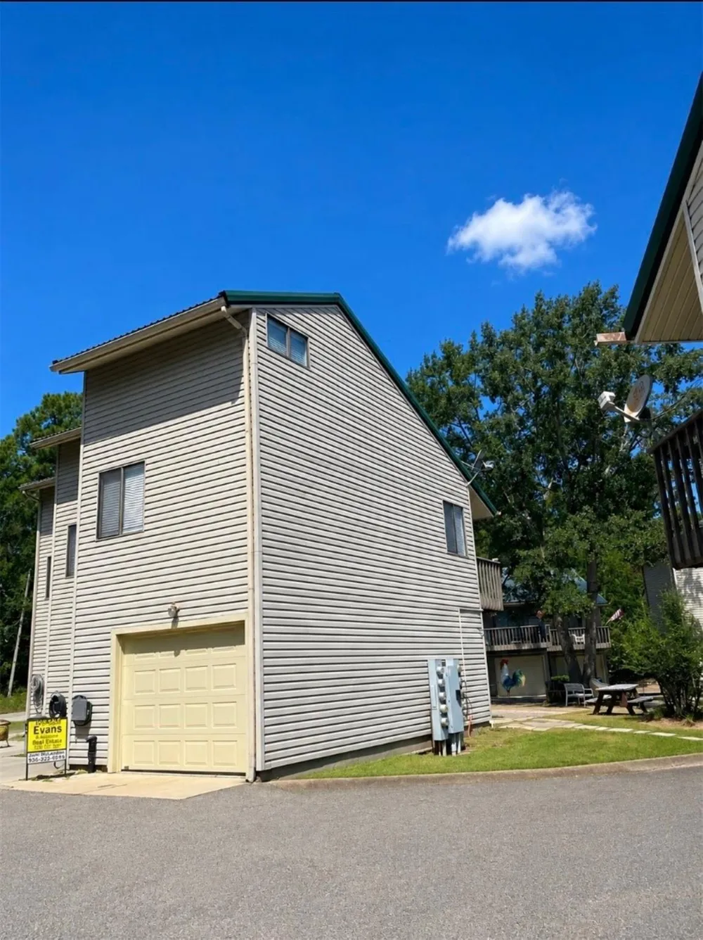 501 Bass Boat Village #320 Huntsville, TX 77320