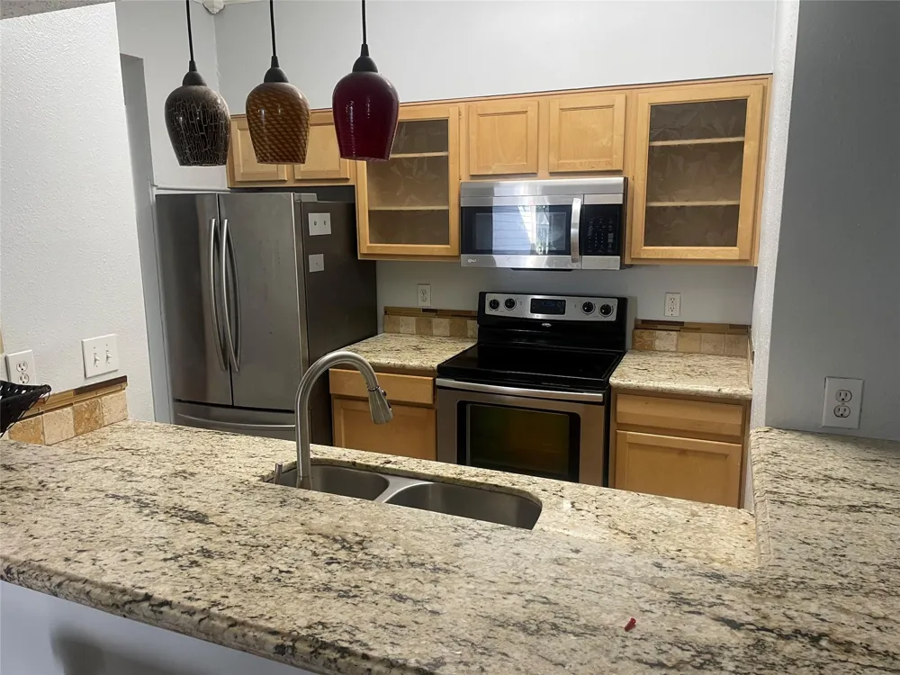 7135 Holiday Drive Galveston, TX 77550
